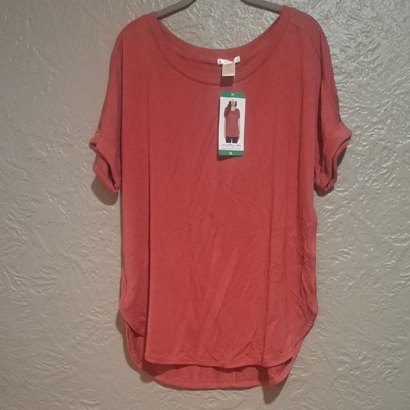 Matty M Tops - NEW.Matty M Women's Terracotta Short Sleeve Top Size XL